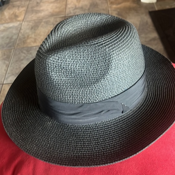 Black Panama hat - Picture 2 of 3